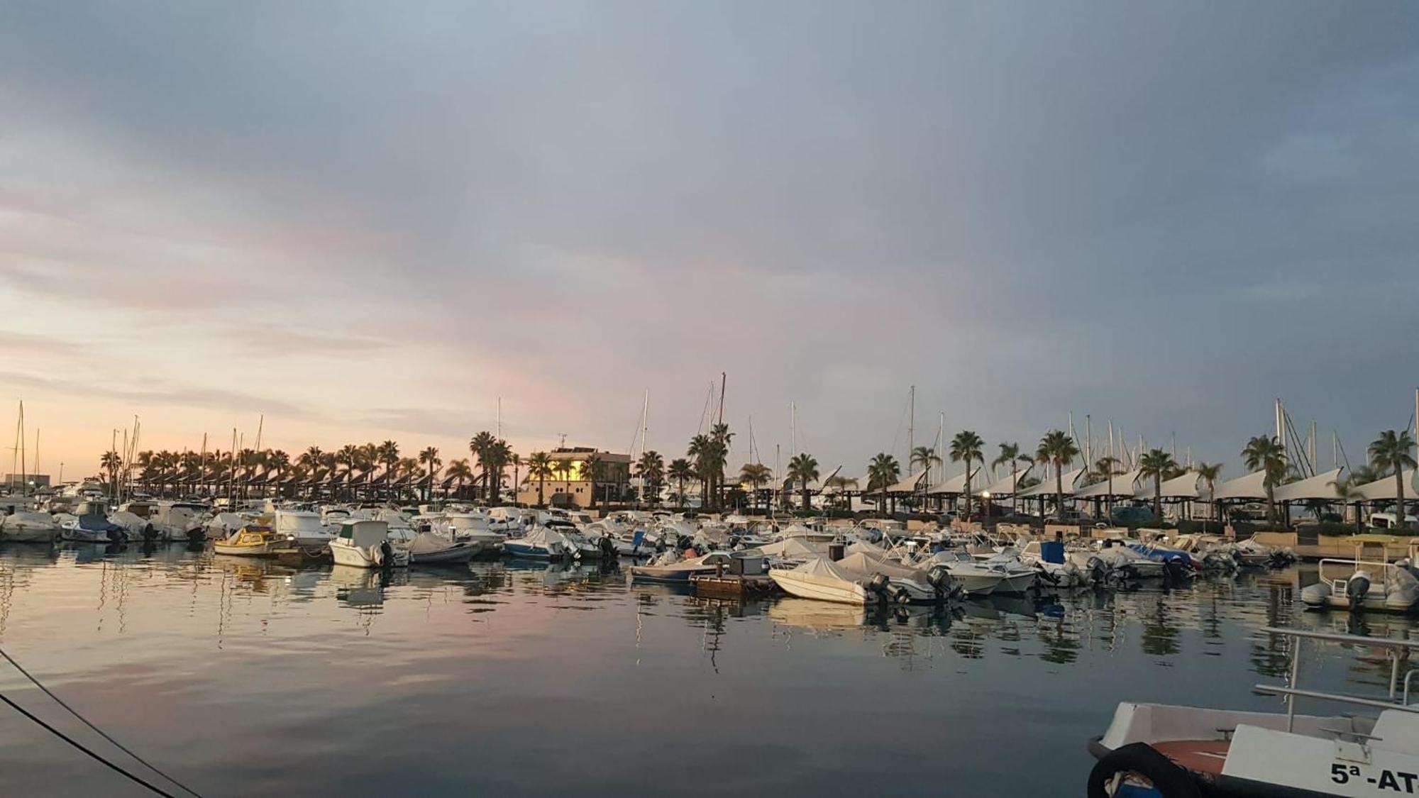 Apartamento Pepi Puerto (Adults Only) Santa Pola Eksteriør bilde